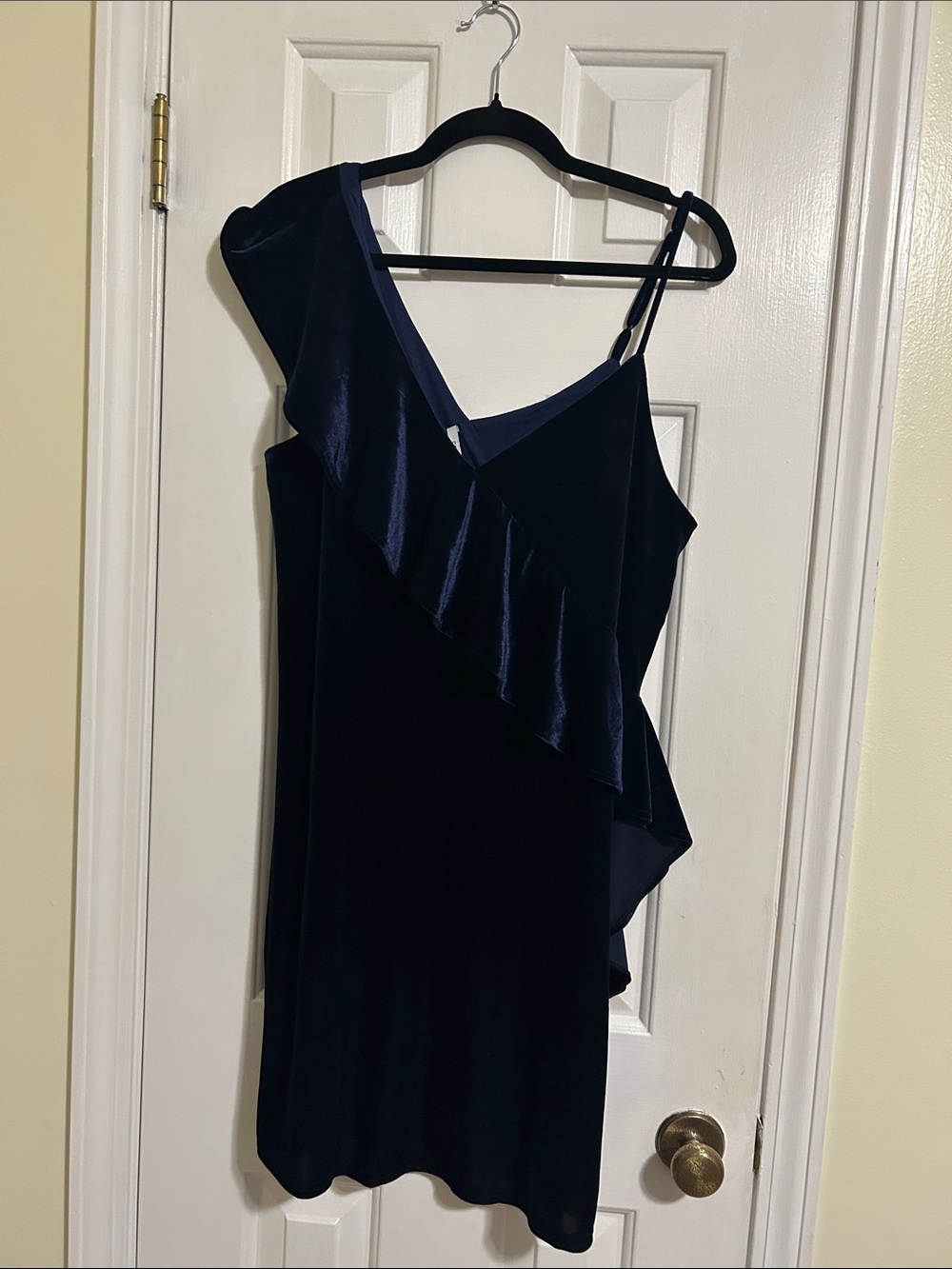 Collective Concepts, Monique, Navy Ruffle One-Shoulder Velvet Dress, NWT, Sz L